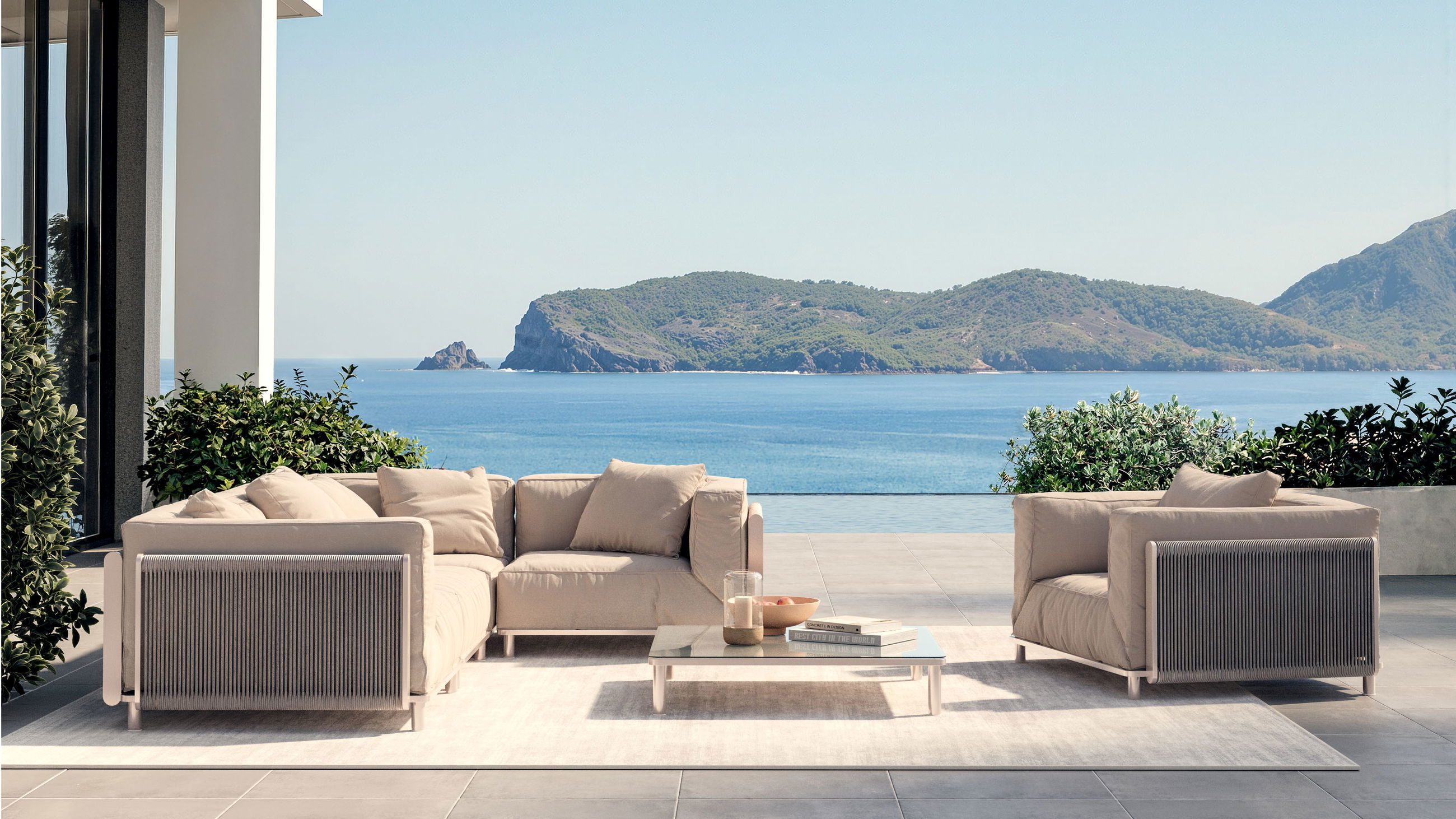 Vellore Lounge Compact